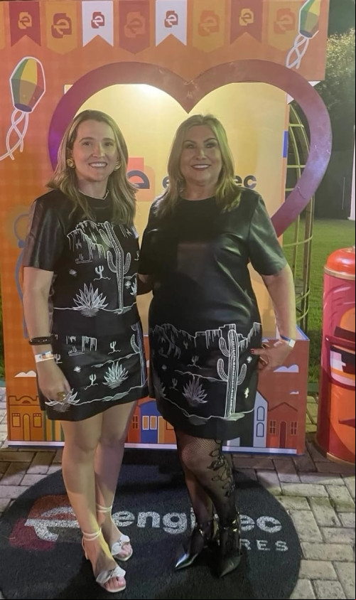 #Filha&Mãe - Um click das queridas Milena Tajra com a mãe Regina Célia Bezerra - Loja Regina, em evento animado. Chics!!! - (Arquivo Pessoal)