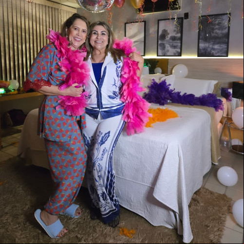 Parabéns para as empresárias Arlene Mesquita (1º/4) e Regina Bezerra (2/4) ganharam comemorações dos familiares e amigos nas datas dos aniversários