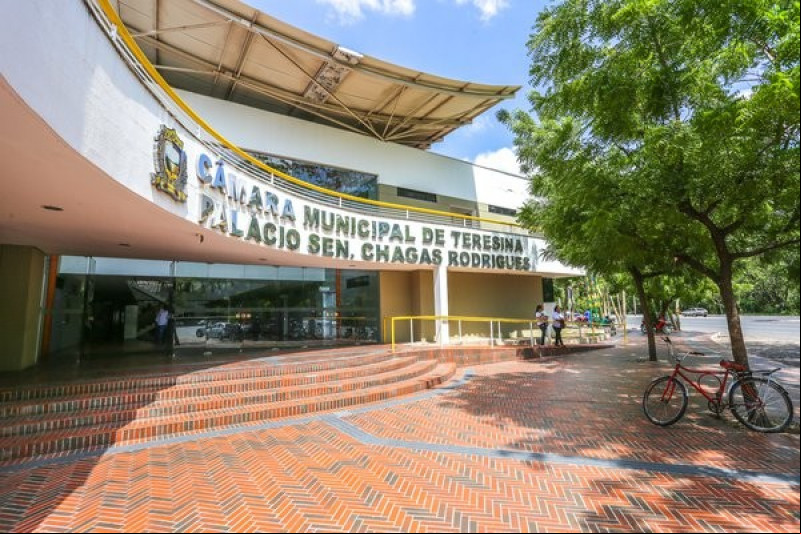 Câmara de Teresina define prazos para análise da LDO 2026