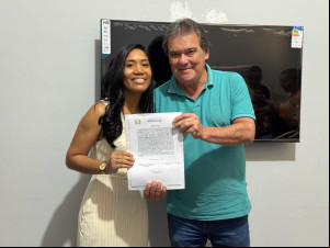 Prefeito de União empossa profissionais aprovados em concursos da saúde e educação